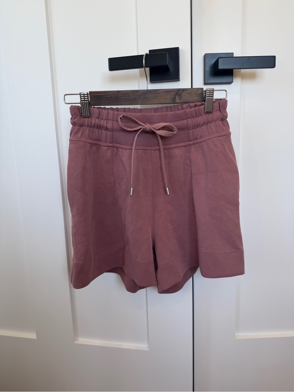Lululemon softstreme shorts